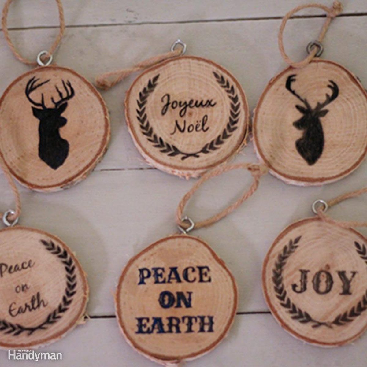 Simple Christmas Tree Decorations: Wood Slice Ornaments