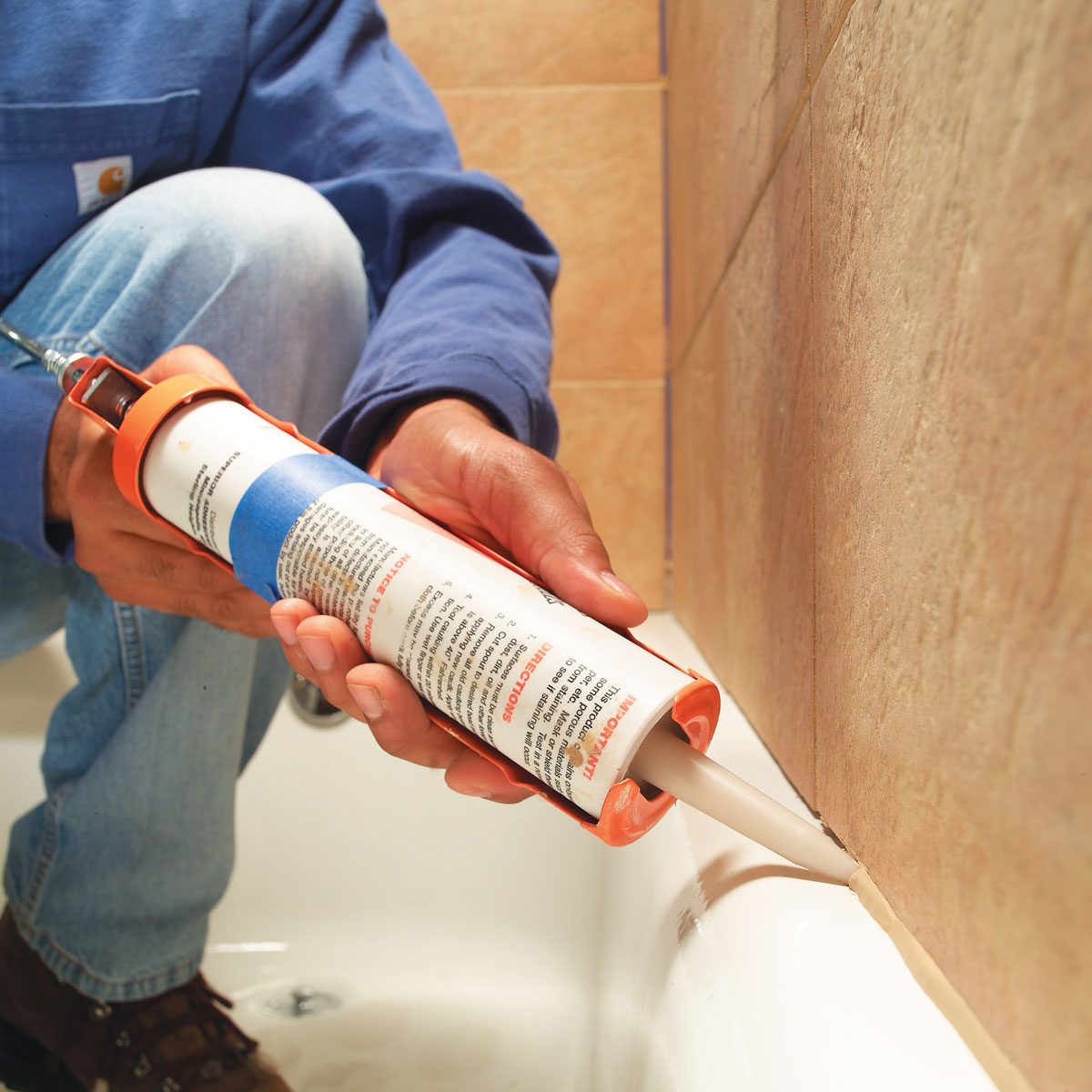 caulking-a-bathtub