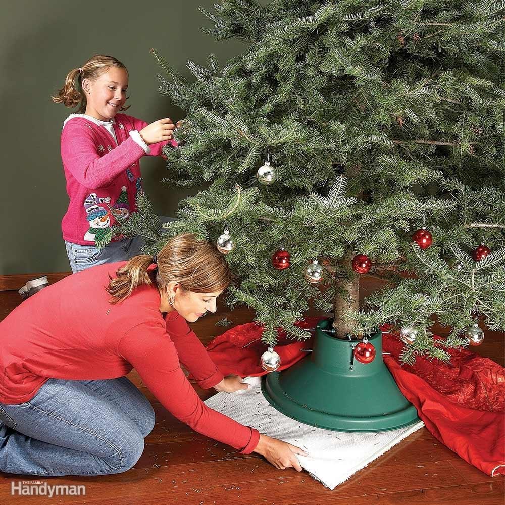 Lazy Susan Tree Stand for Wood Floors