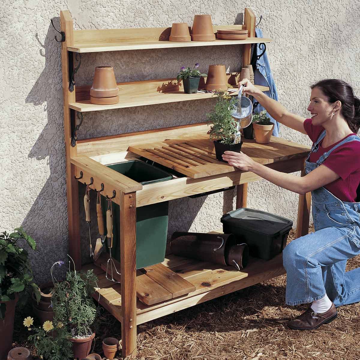 Cedar Potting Bench