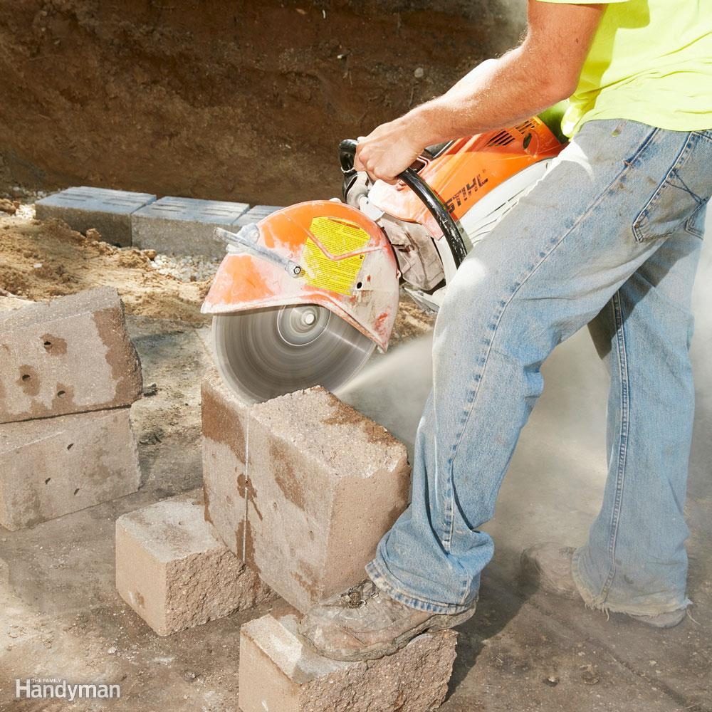 Make smooth cuts with a saw