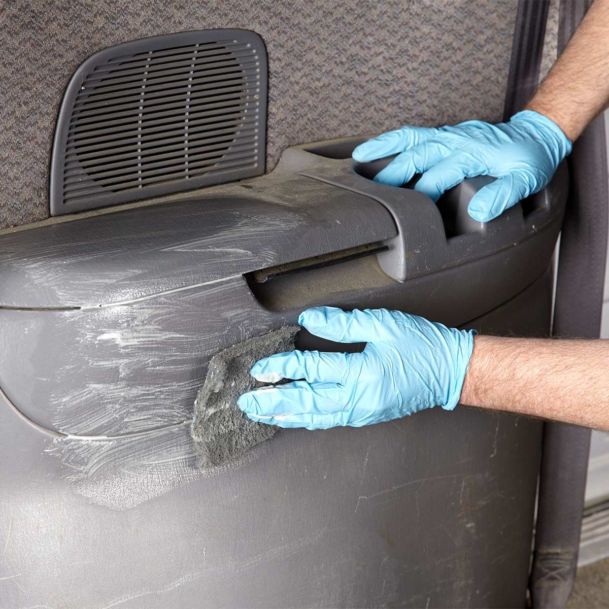 wash vinyl in car