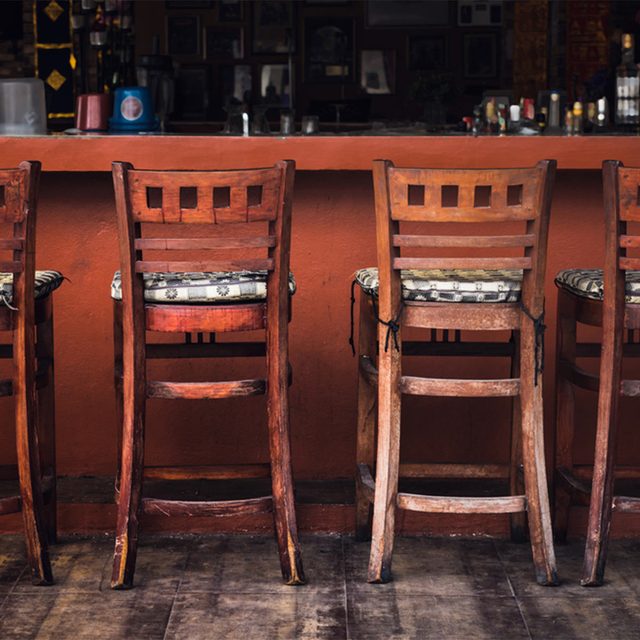 Match Bar Stools to Bar Top