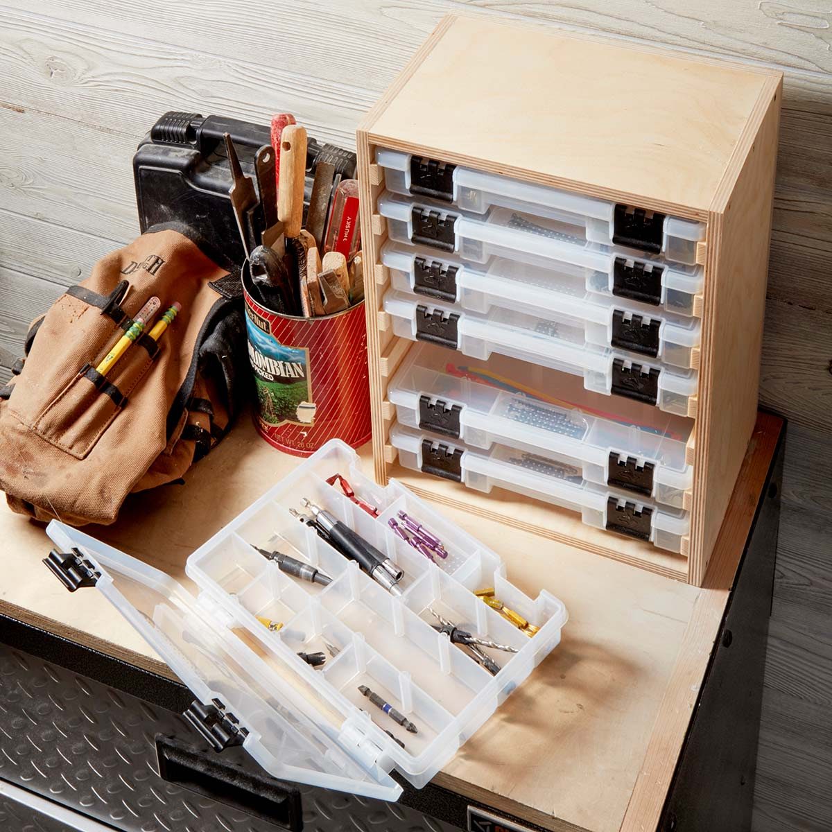 Benchtop organizer