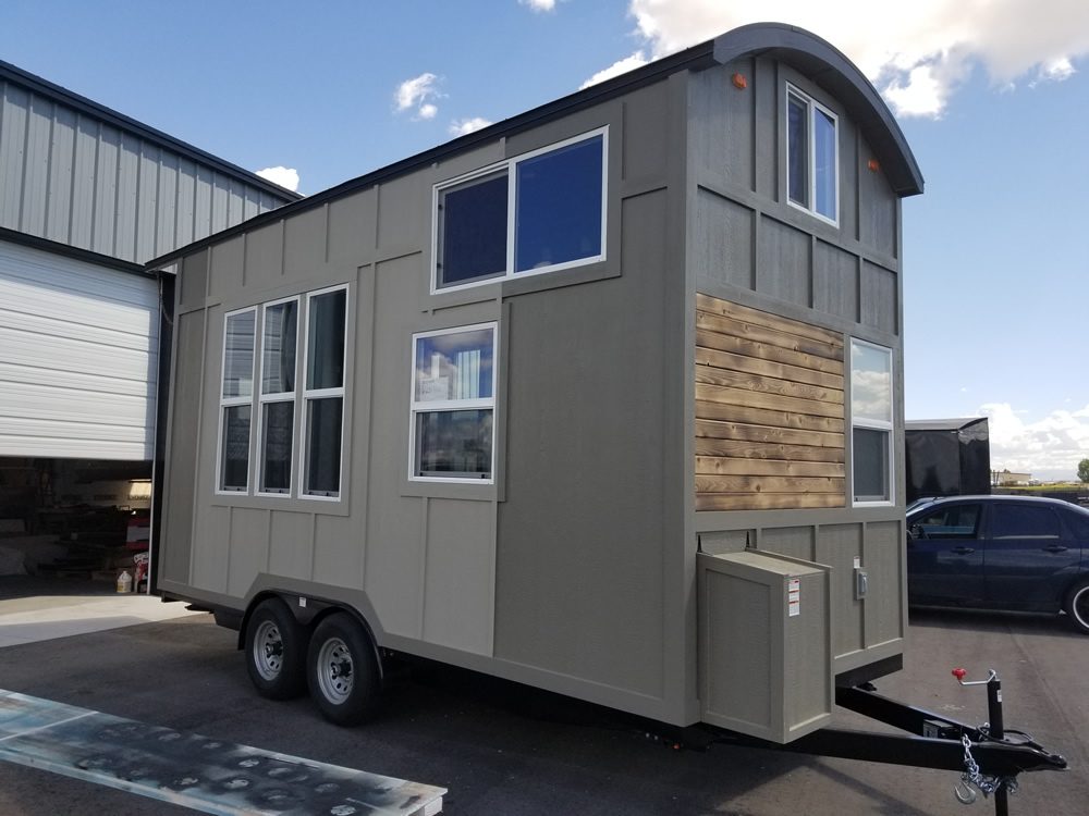 Tiny Mountain Homes: Lincoln Peak