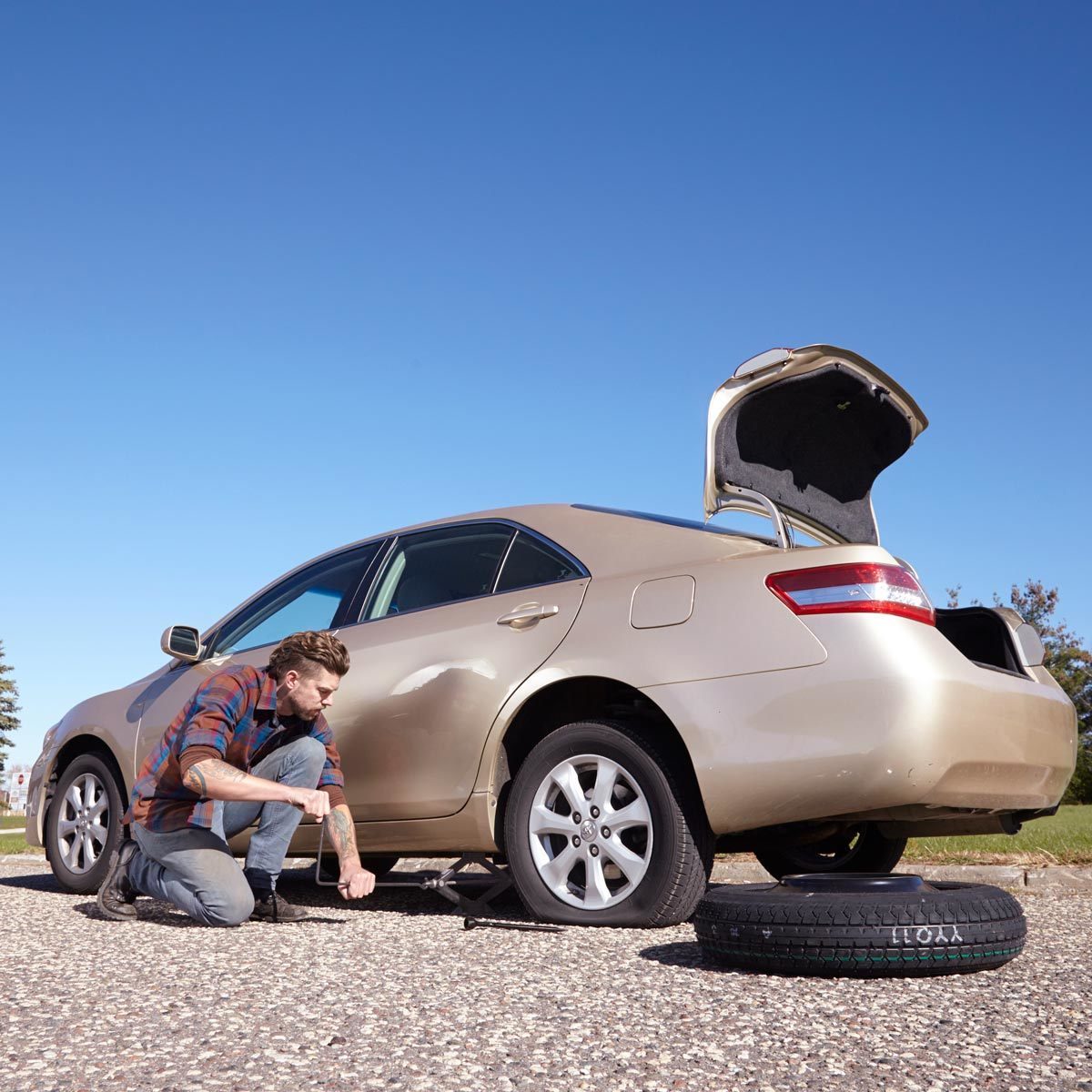 fh15may_556_13_011-1200x1200 fixing a Flat Tire