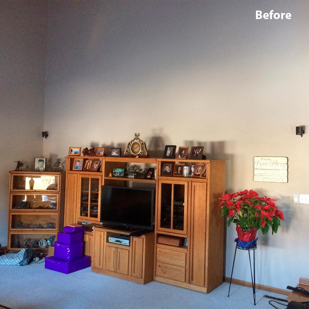 reader showcase wall before