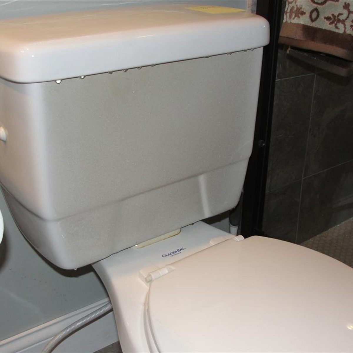 Backwards-Toilet-Tank