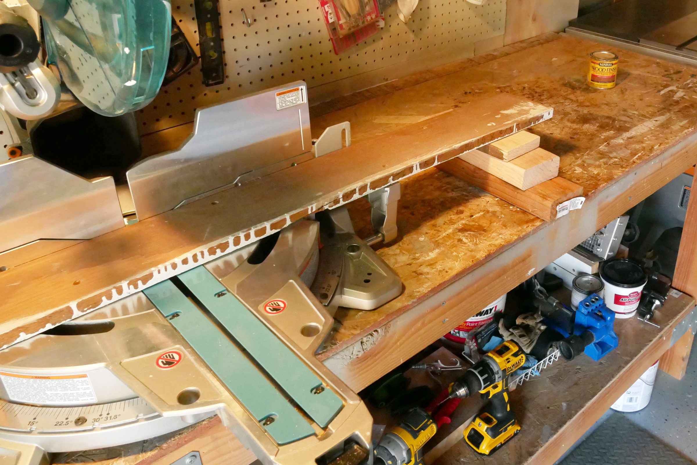 extending the saw table to cut large piece of wood