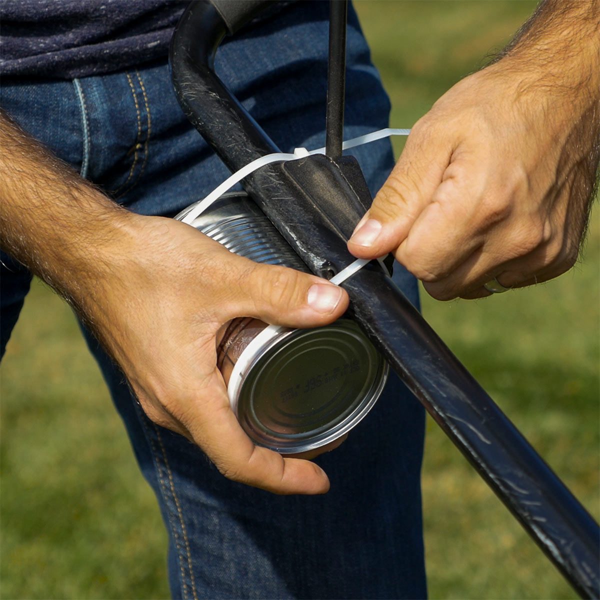 tin can water bottle holder