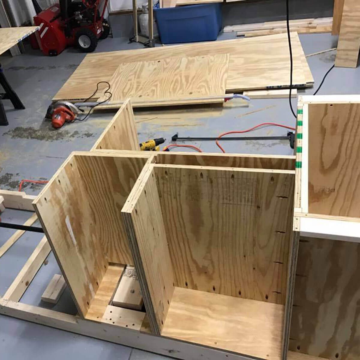 workbench cabinet construction