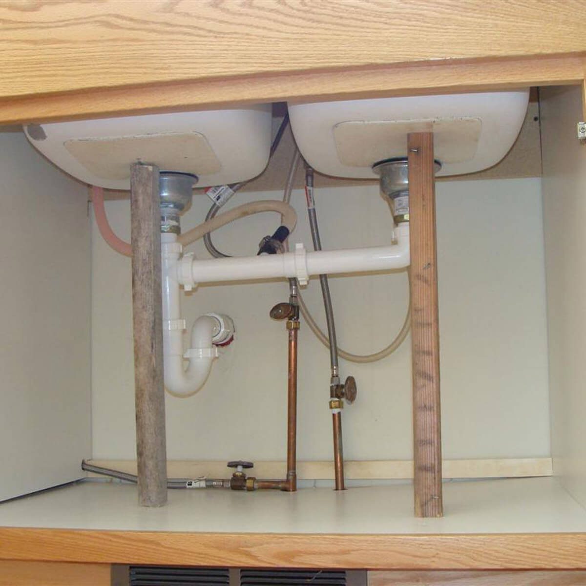 Sink stilts