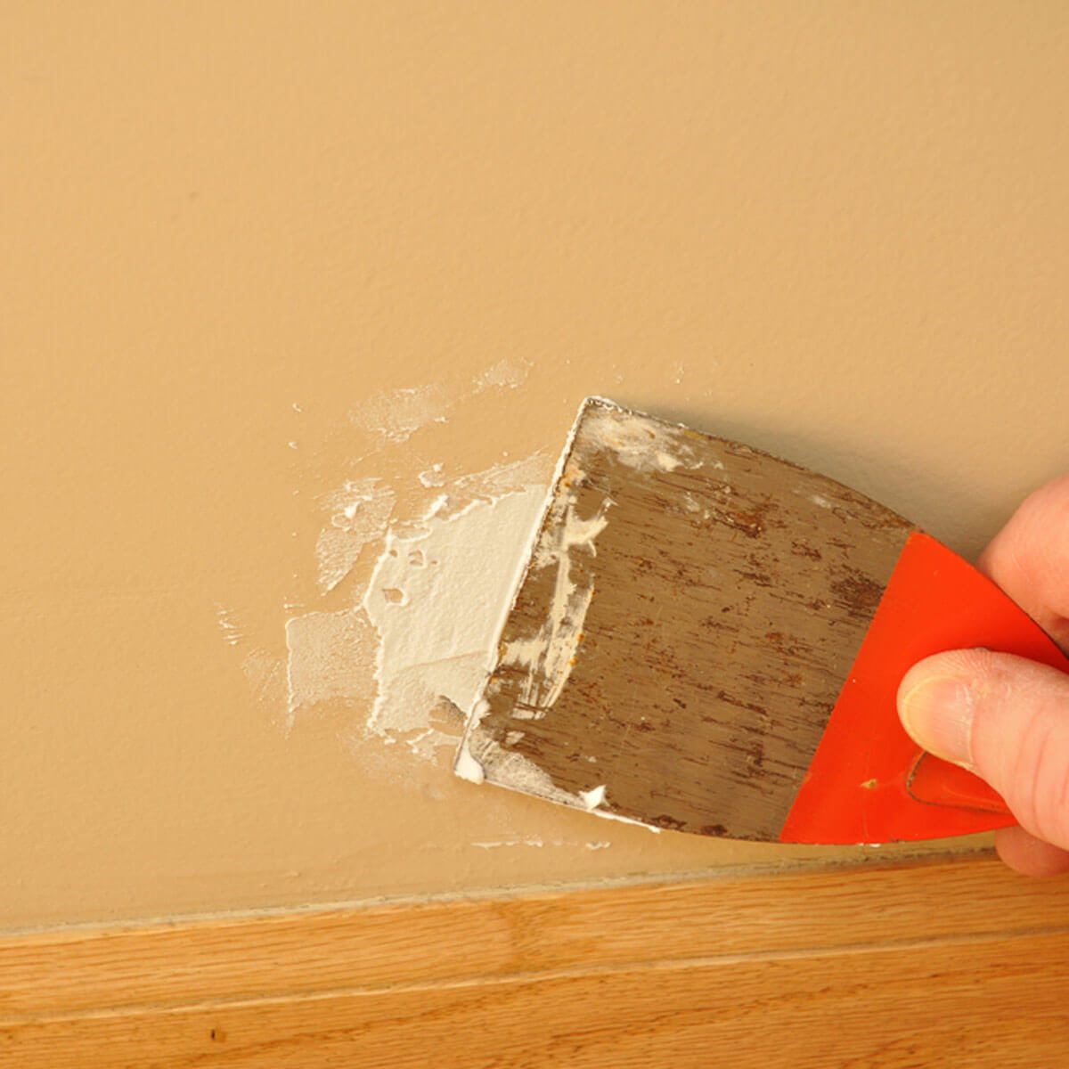 drywall patch repair dfh9_shutterstock_44331991