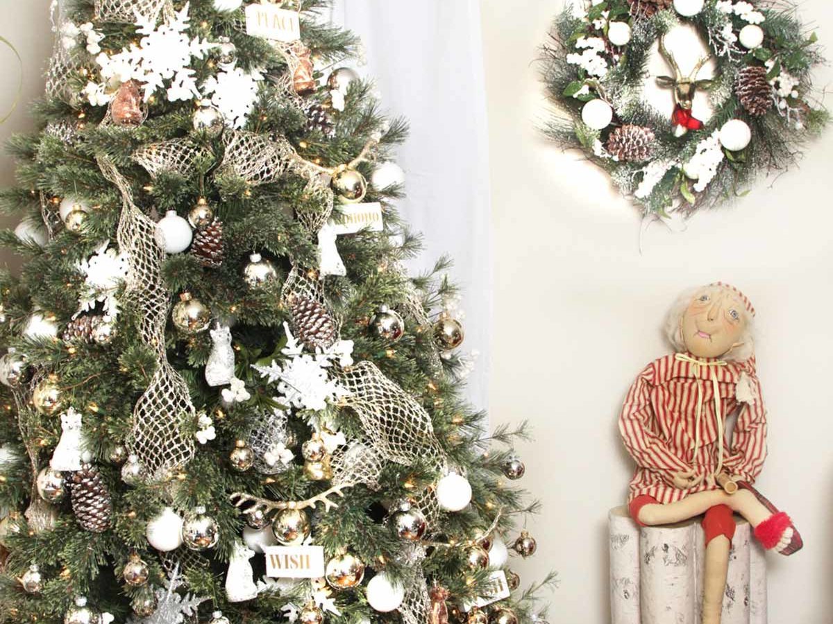 DIY Christmas Tree with Deer Antlers