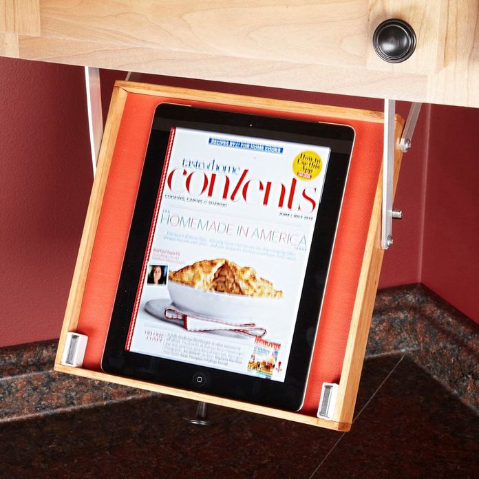 fh12oct_532_56_039 drop down kitchen ipad rack storage