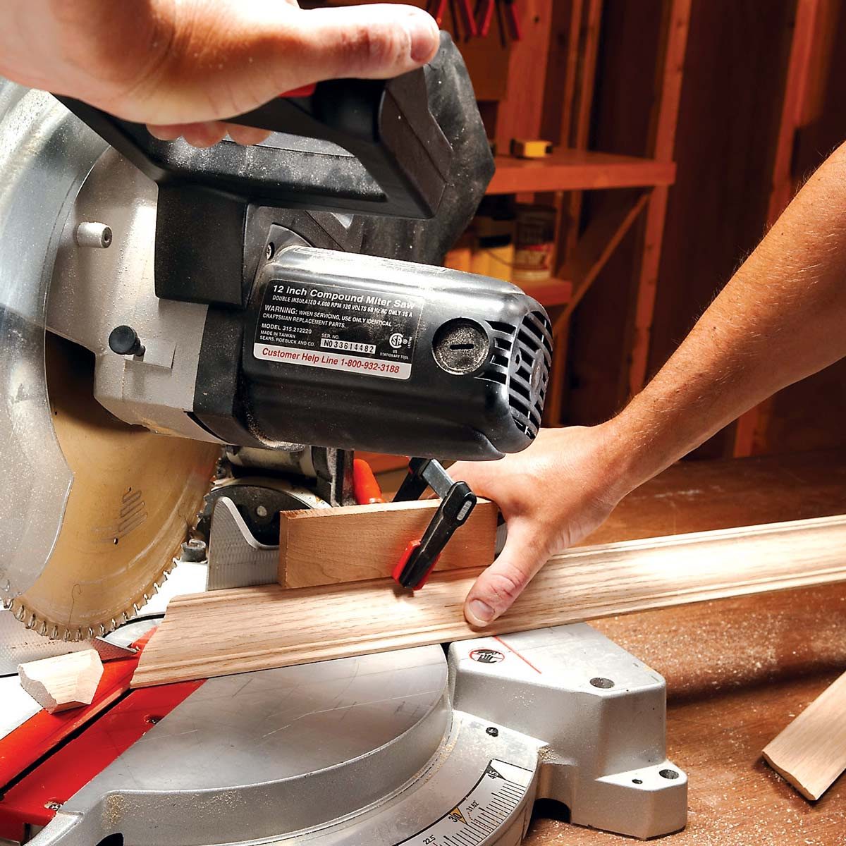 FH07OCT_482_56_004 cut the crown molding