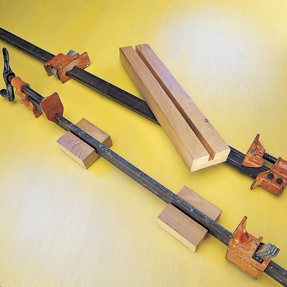 glue clamp stabilizers