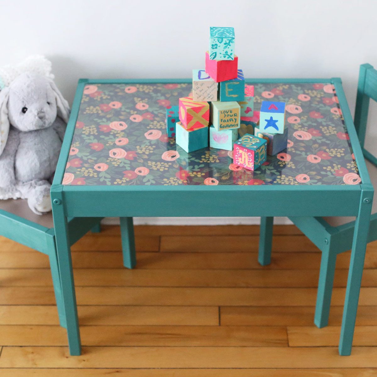 ikeaids-table-uncategorizedid-set-l-tt-children-s-and-chairs-its-latt-hack-chairsikea-1 kids table