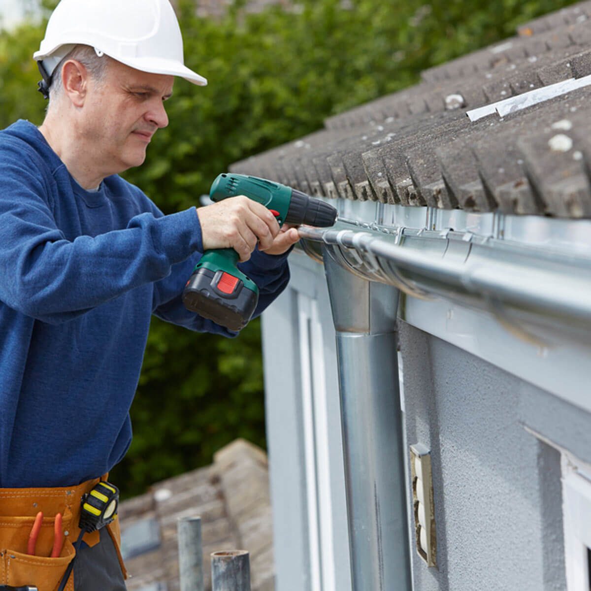 shutterstock_300424976 fix gutters