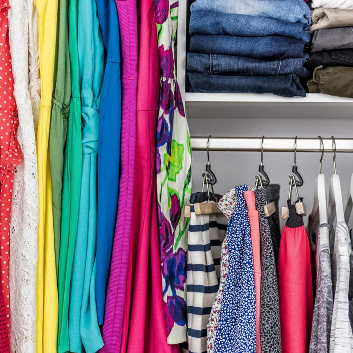 shutterstock_414427738 closet storage hacks