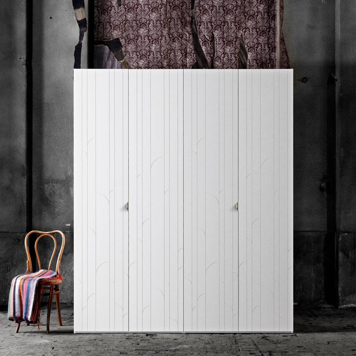 superfront-wardrobes-ikea-pax-cabintets-fronts-pattern-marais-handle-holy-wafer-brass