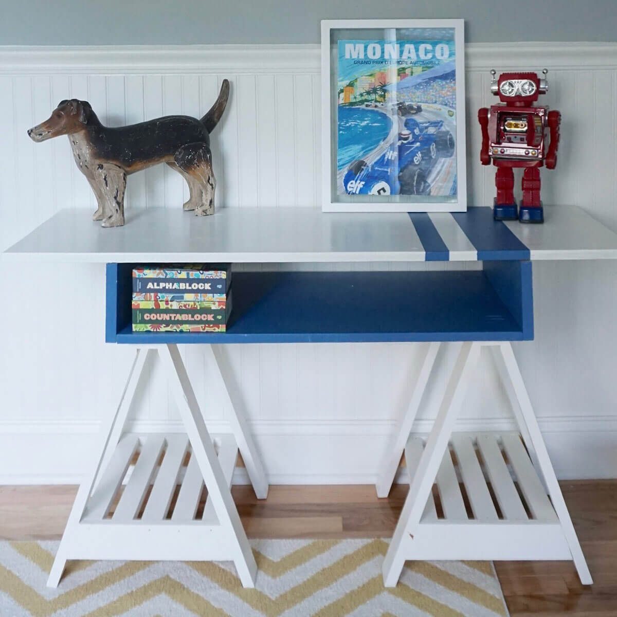 train table desk