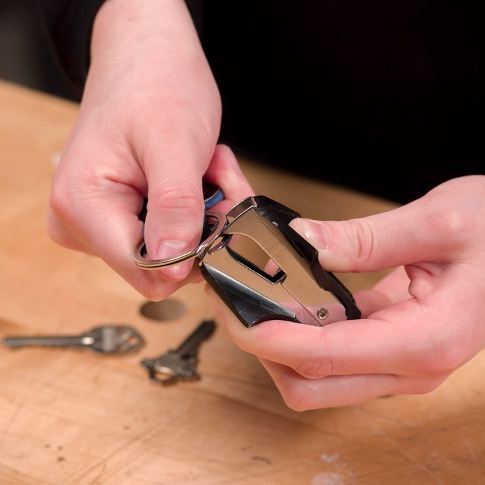 HH Staple Remover key ring
