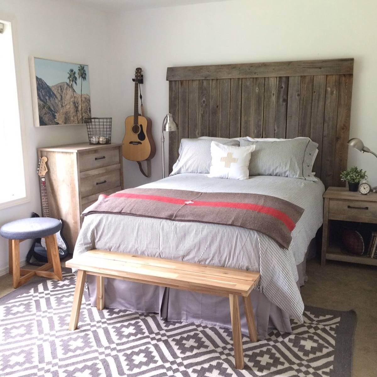 beachy-vibe-bedroom-decor