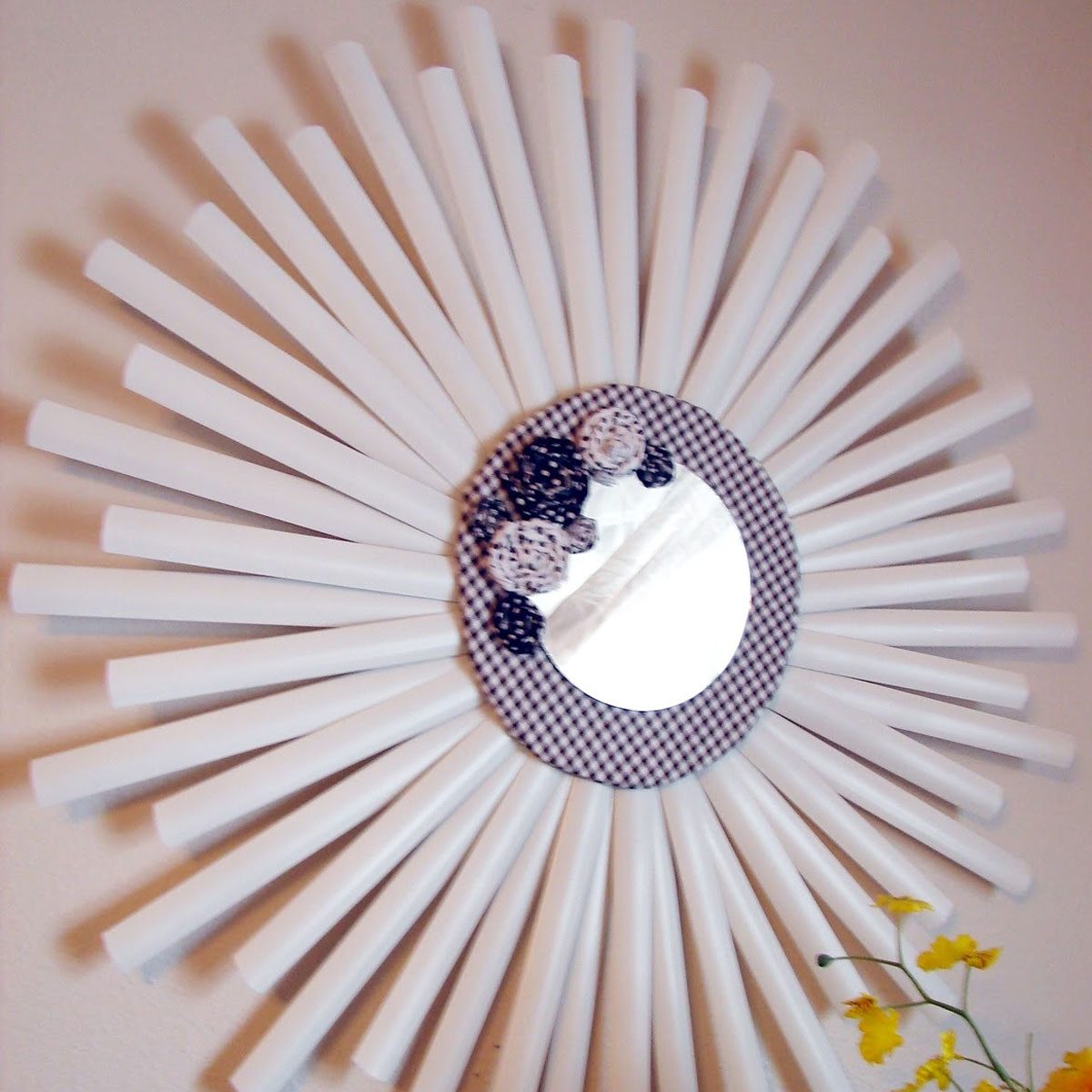 starburst-mirror-from-blinds