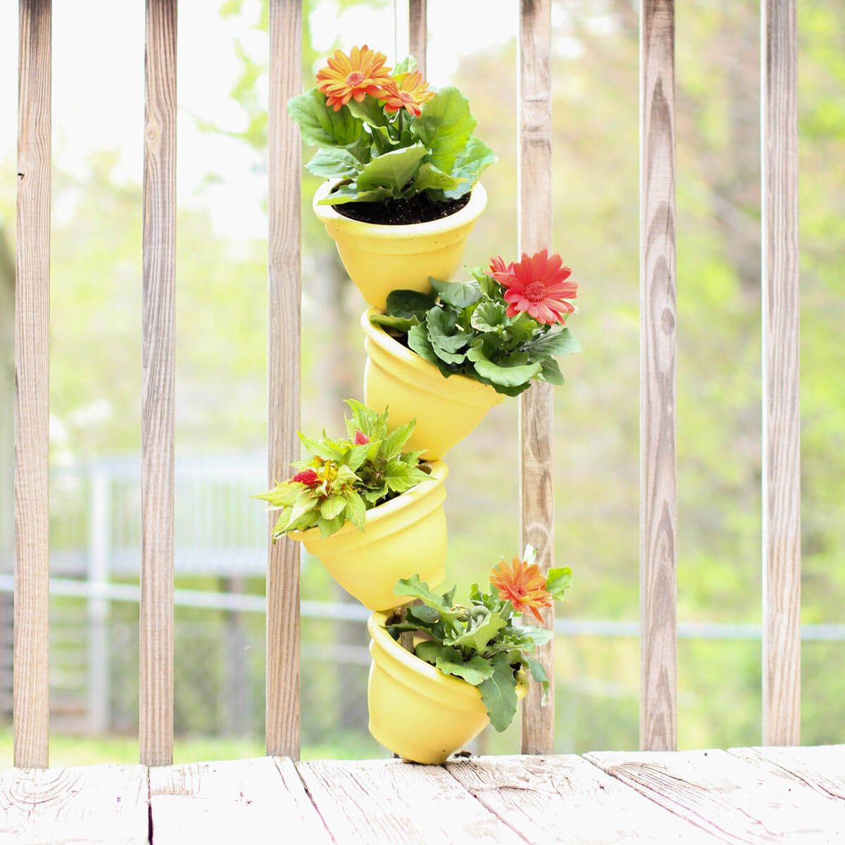 small pot flower tower