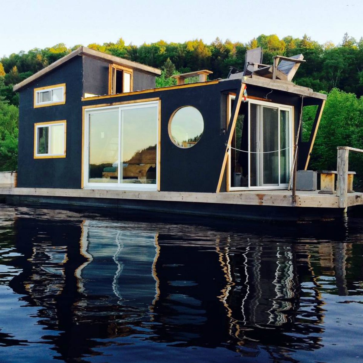 tiny house boat