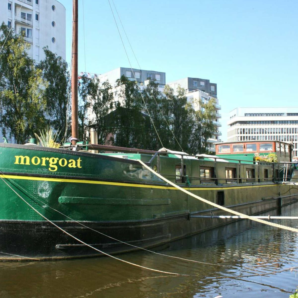 tiny house boat