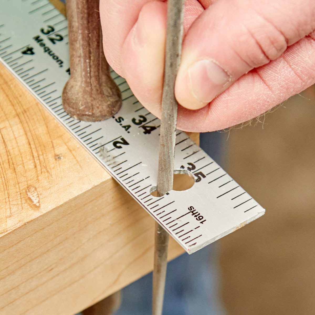 HH sanding keyhole ruler