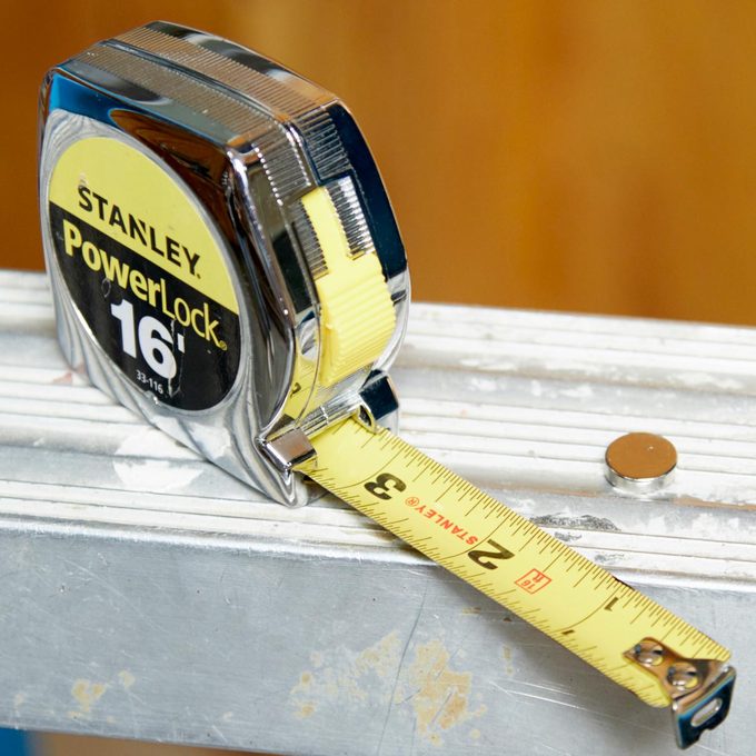 HH magnetic tape measure