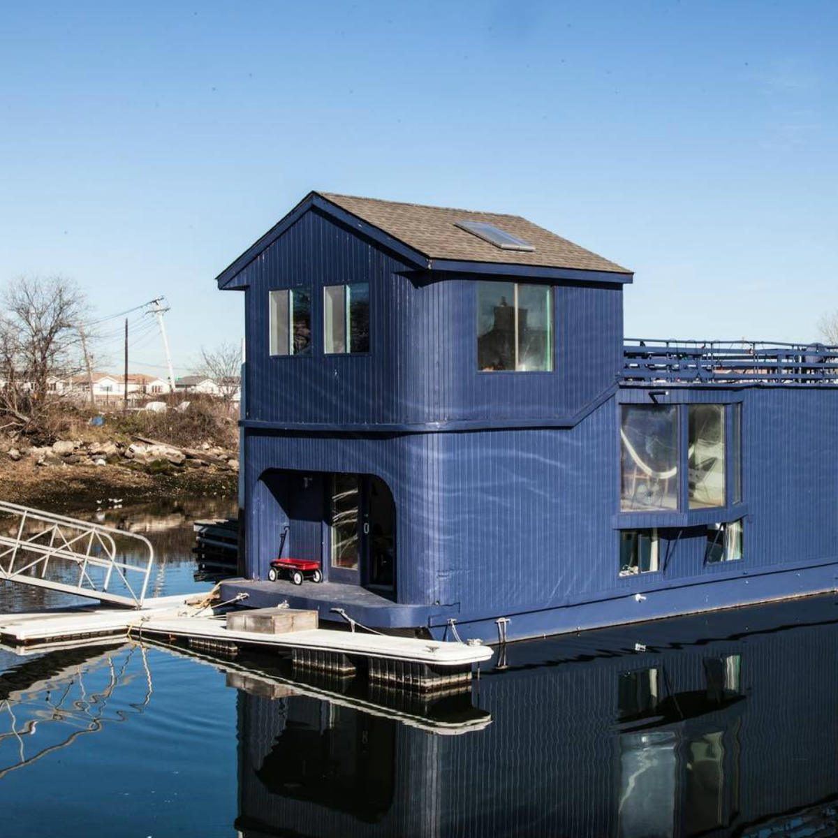 tiny house boat