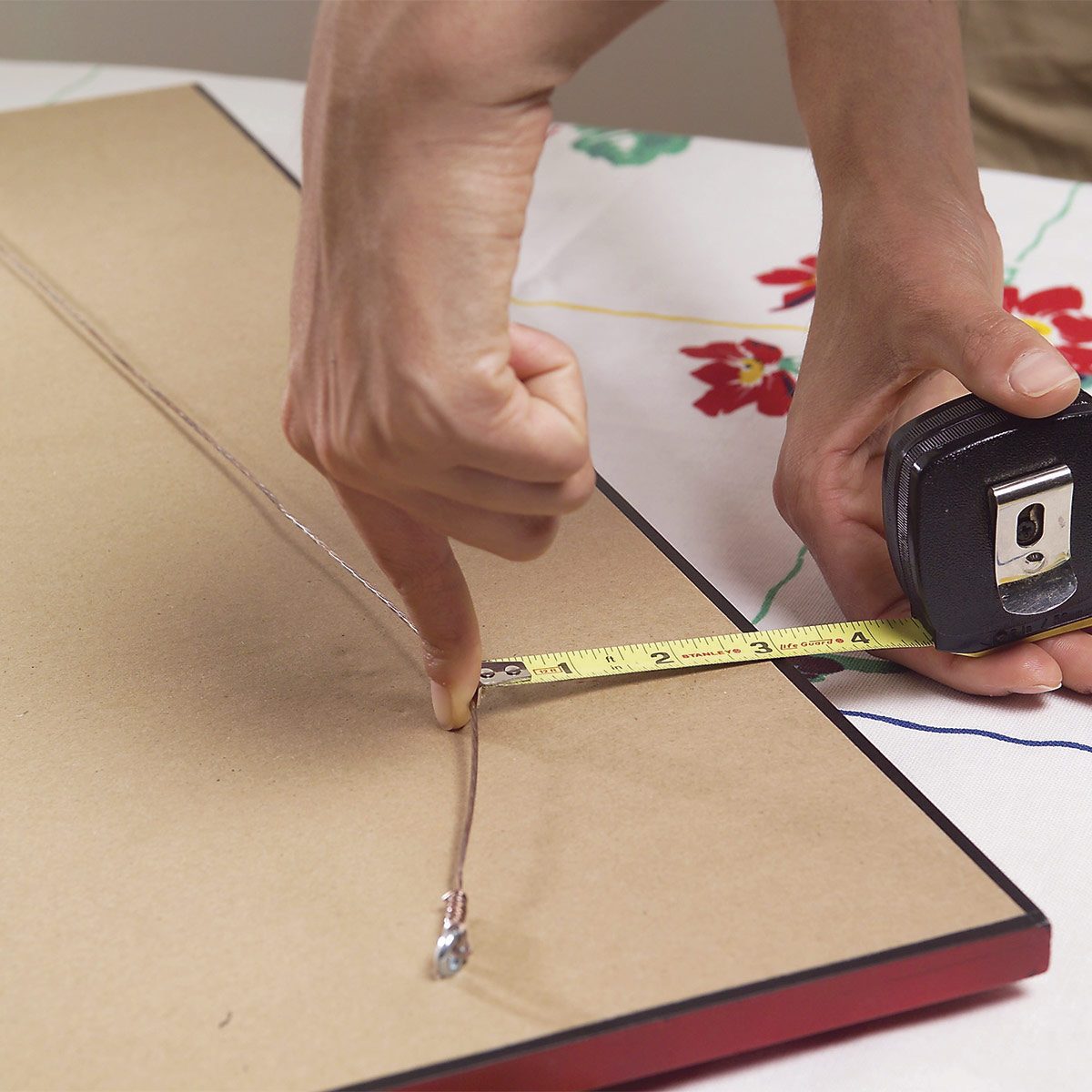 measure back of picture