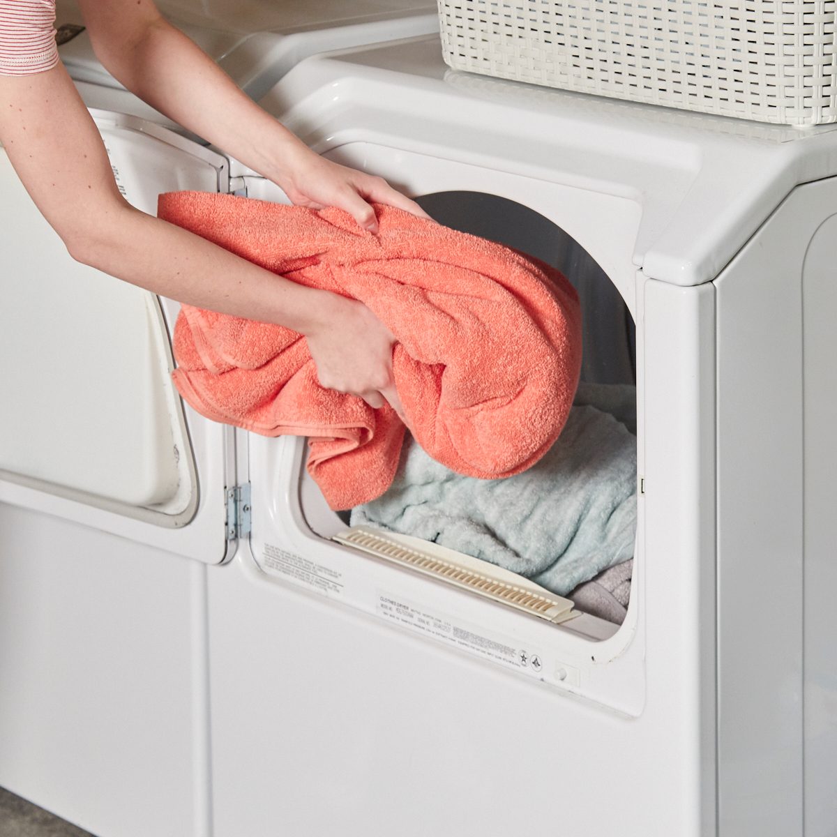 Quick Laundry Drying Hack laundry room ideas