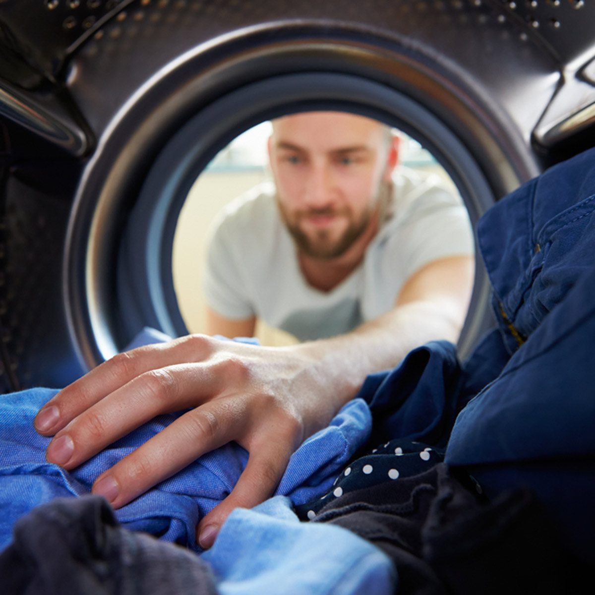 How to Fix a Stuck Zipper In the Laundry