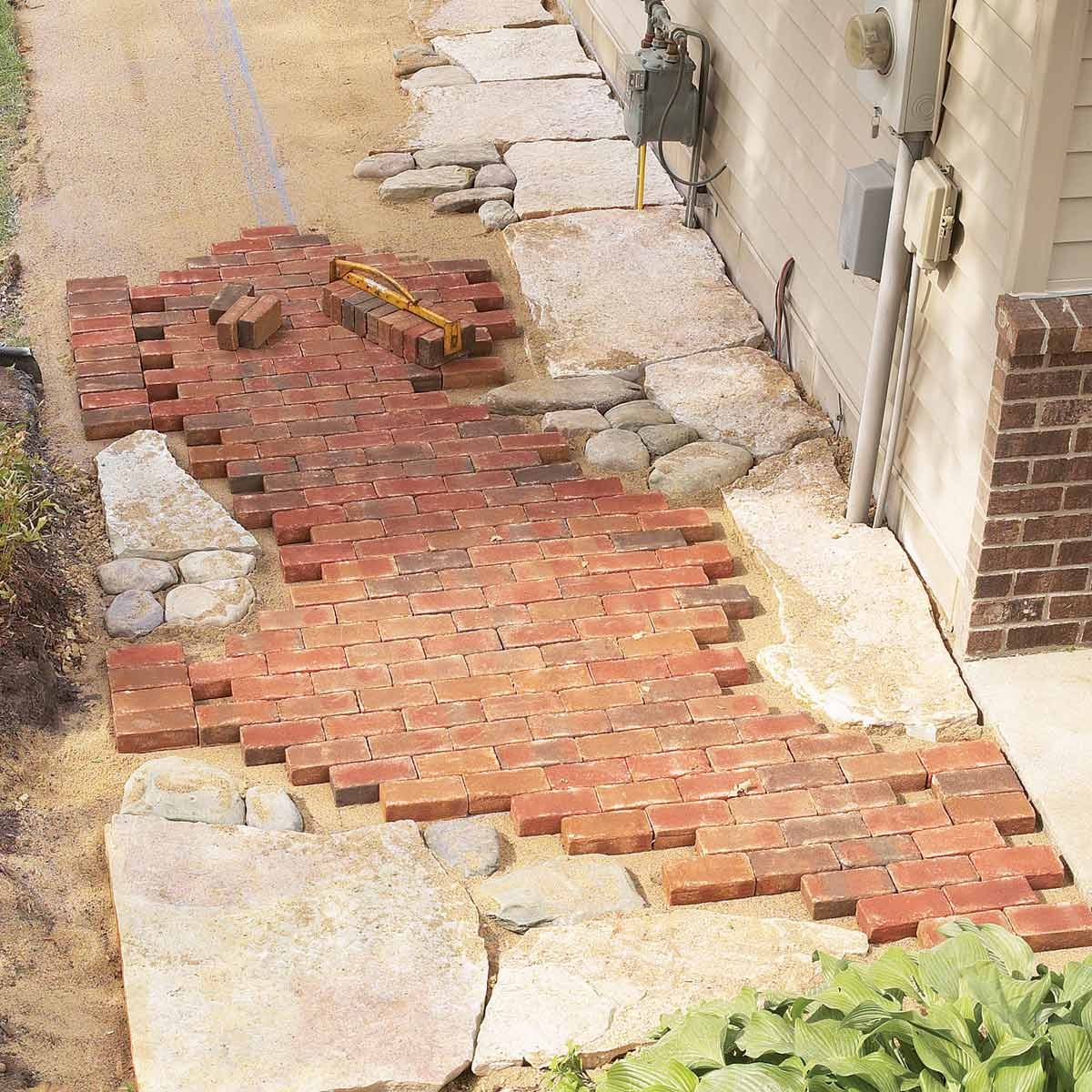 FH04MAR_05042_024-1200 brick and stone pathway