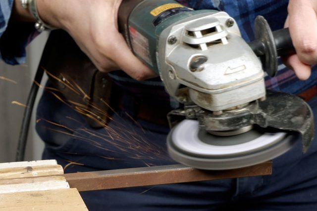 How To Use An Angle Grinder