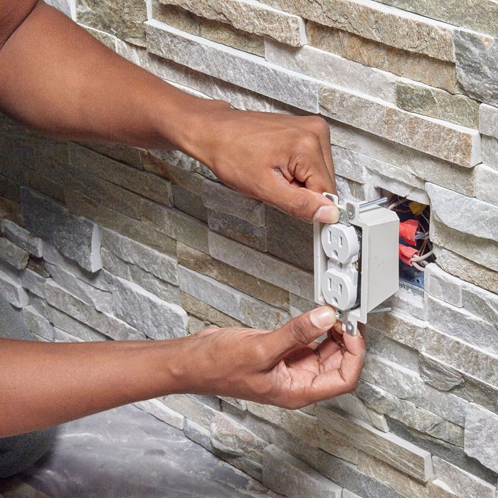 Placing the outlet in an opening