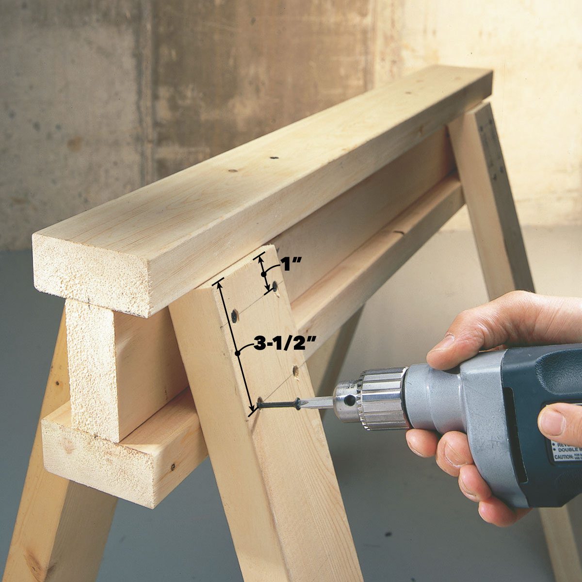 FH01OCT_02453_006-1200 sawhorse tips