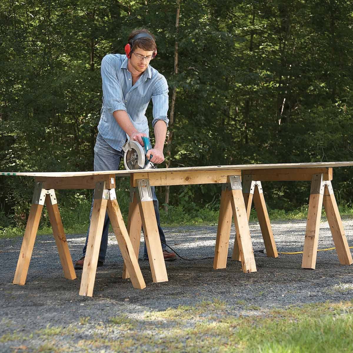 FH08NOV_493_08_044-1200 sawhorse tips