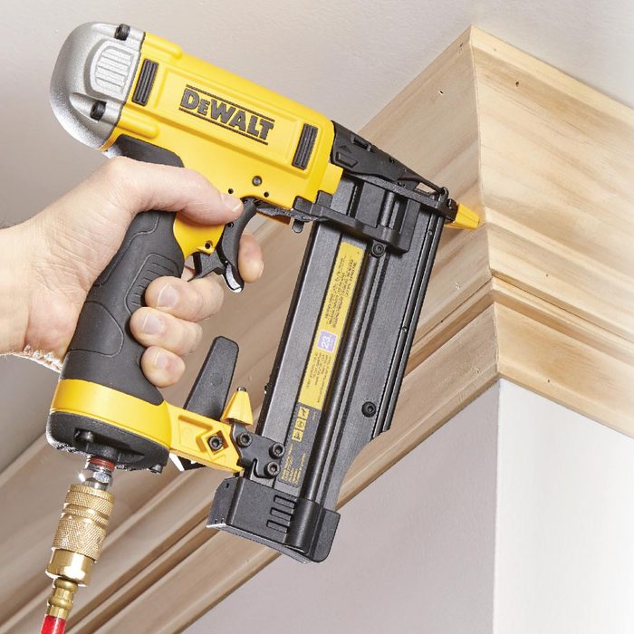 FH19MAR_592_18_01-1200 dewalt 23-gauge pinner