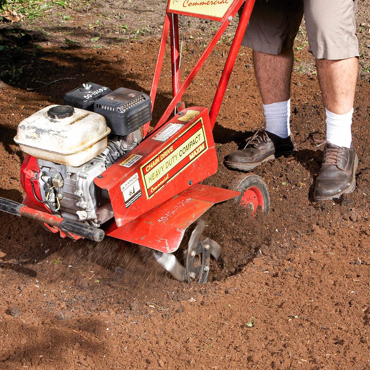 How To Reseed Your Lawn Fh11mar 516 51 004 Ksedit