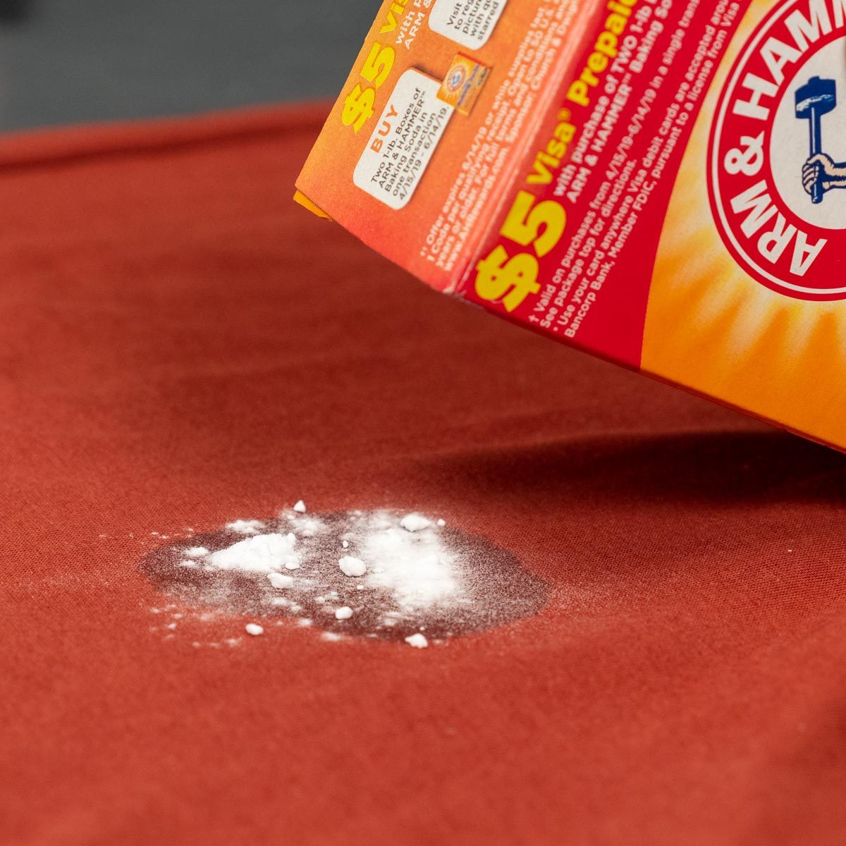 8 Ways to Use Baking Soda in the Laundry Room