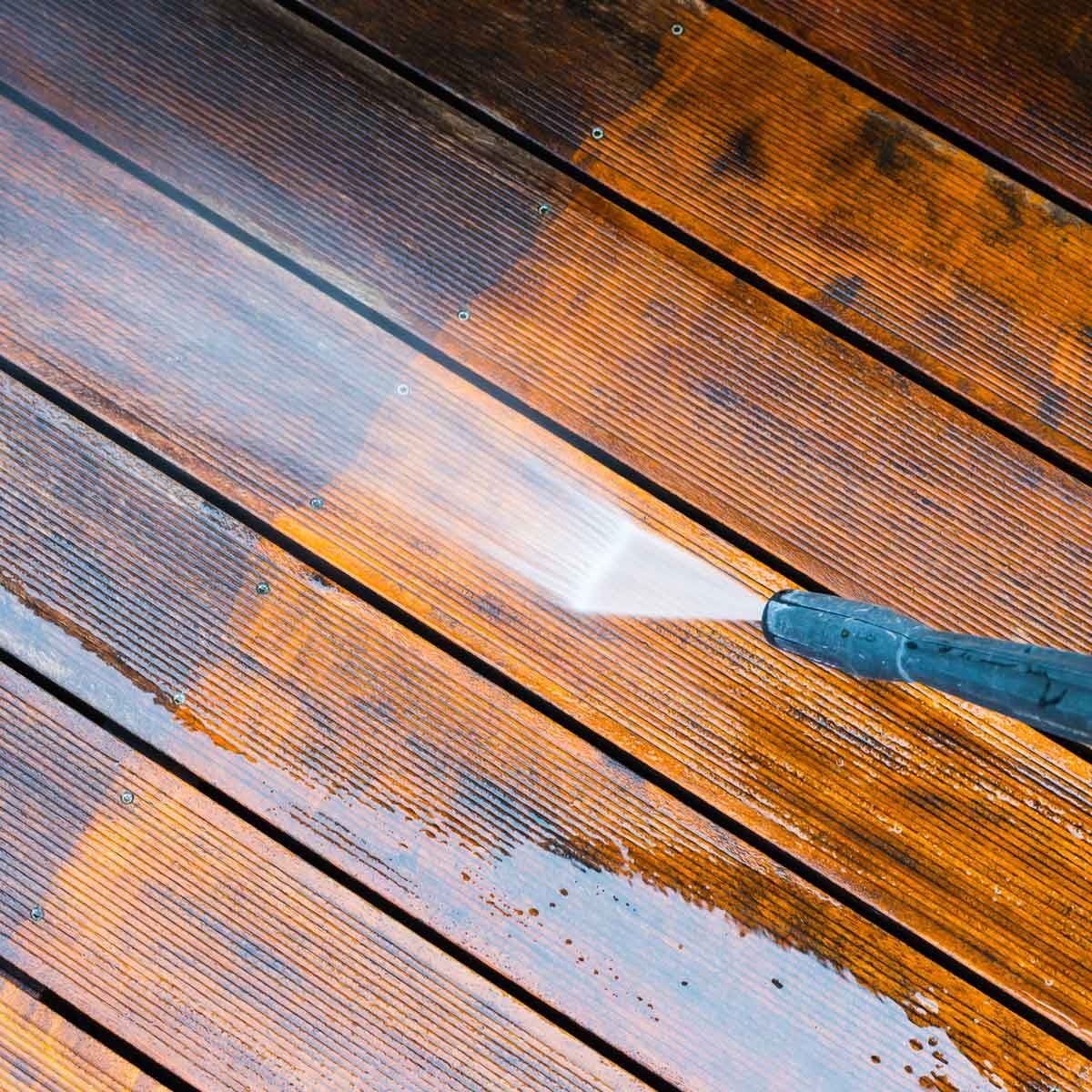 Pressure-washing-a-deck