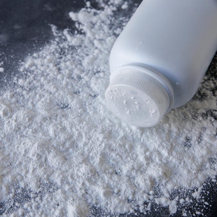 Talcum-powder-on-black-background