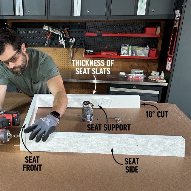 Fhmpp23 Mb 09 07 Patiochairs 02 How To Make Patio Chairs Assemble The Seat Base