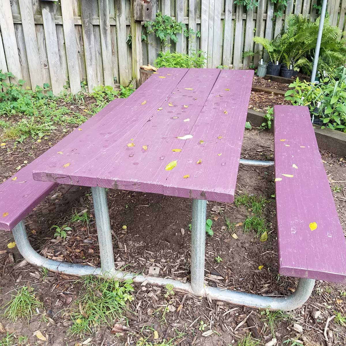 picnic table
